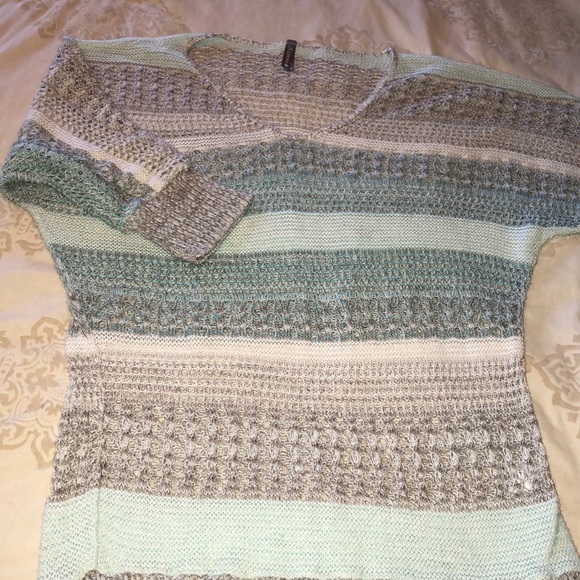 Sweater - Picture 2 of 2